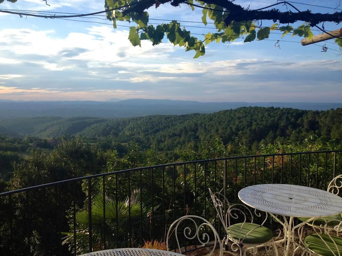 Auberge De La Tour De Brison Sanilhac  Fransa