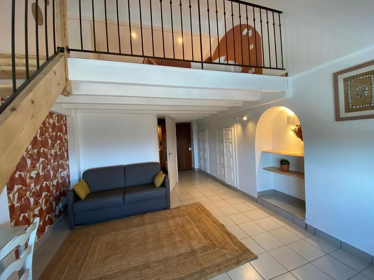 Auberge De La Tour De Brison Sanilhac  3*, Sanilhac (Ardeche)